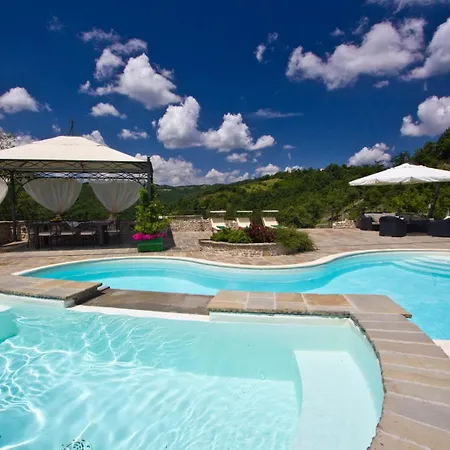 Stunning With Pool, Jacuzzi And Wonderful View * Apecchio