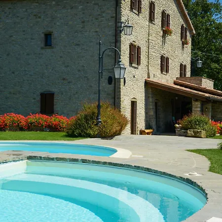 Вилла Stunning With Pool, Jacuzzi And Wonderful View Apecchio